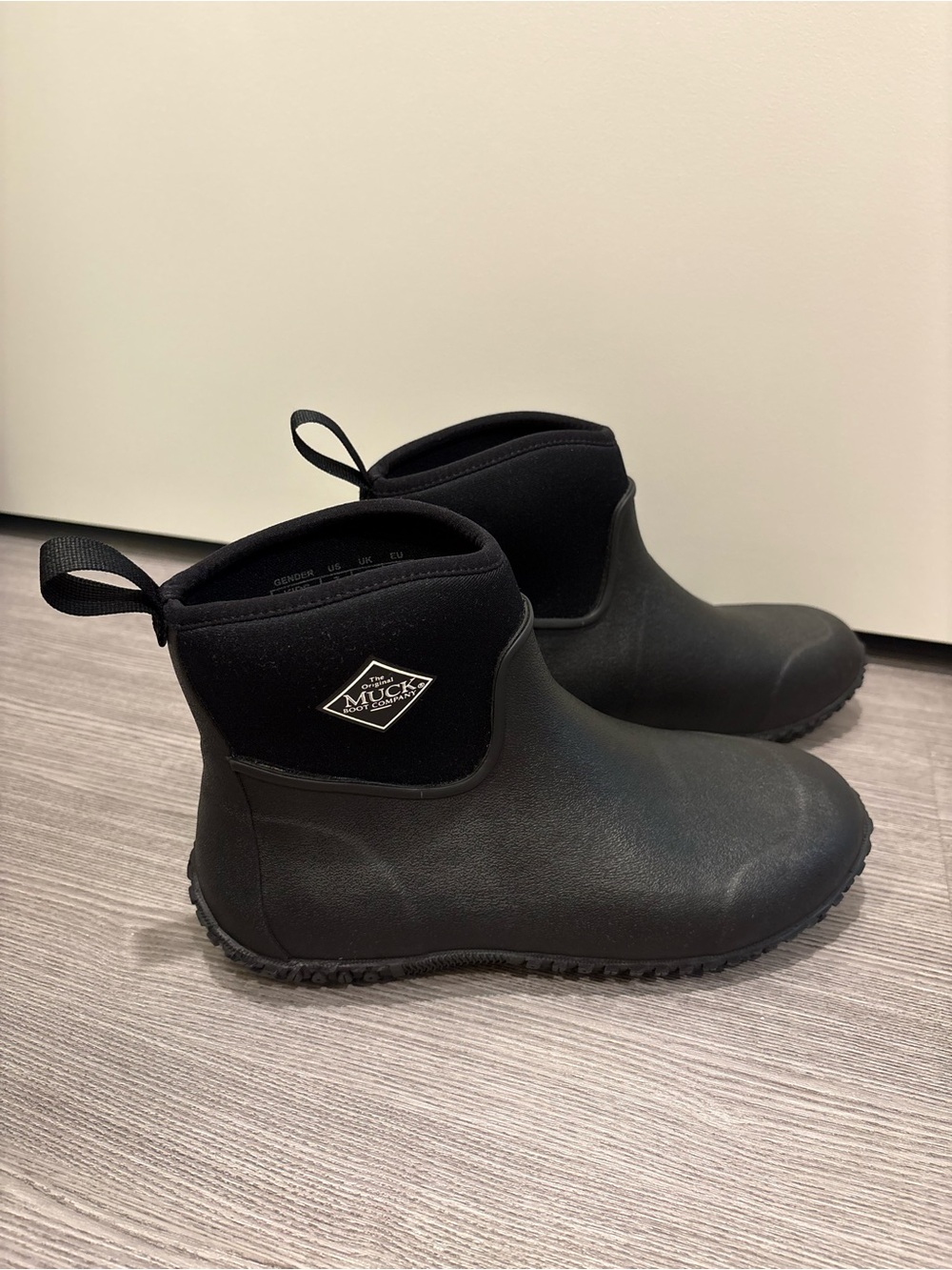Muck Boots Black Ankle Rain & Snow Boots